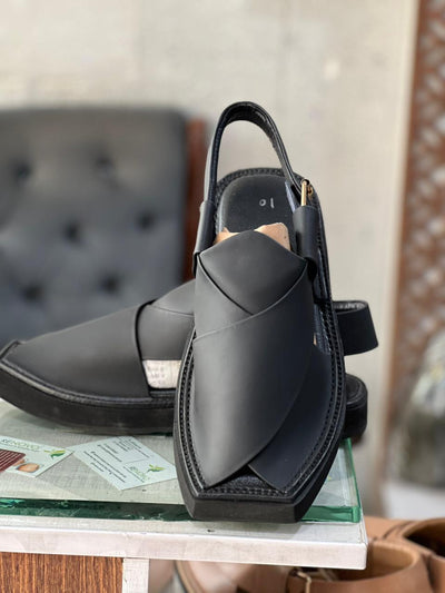 Kaptan Black Leather Chappal