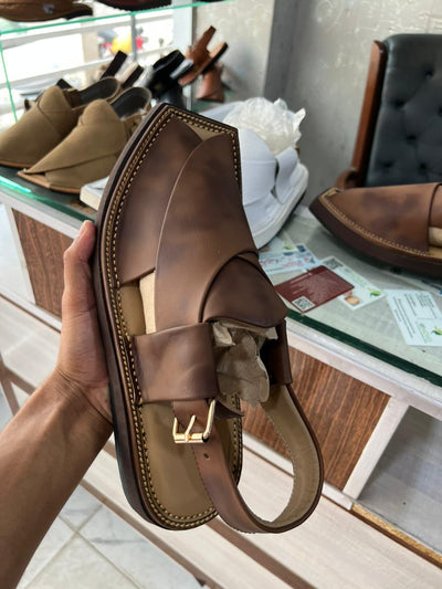 Kaptan Brown Leather Chappal